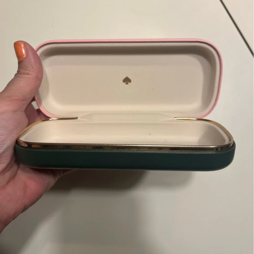 Kate Spade eye glasses clam shell pink green case